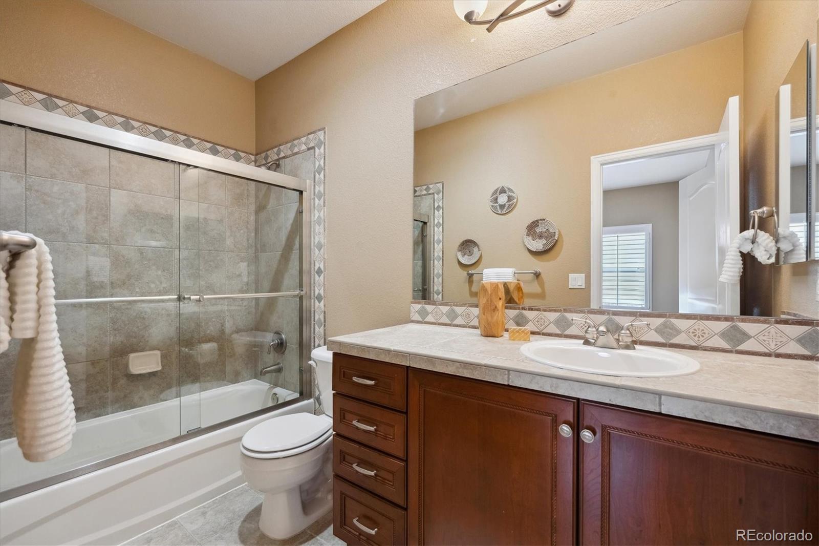 MLS Image #13 for 22540 e rowland drive,aurora, Colorado