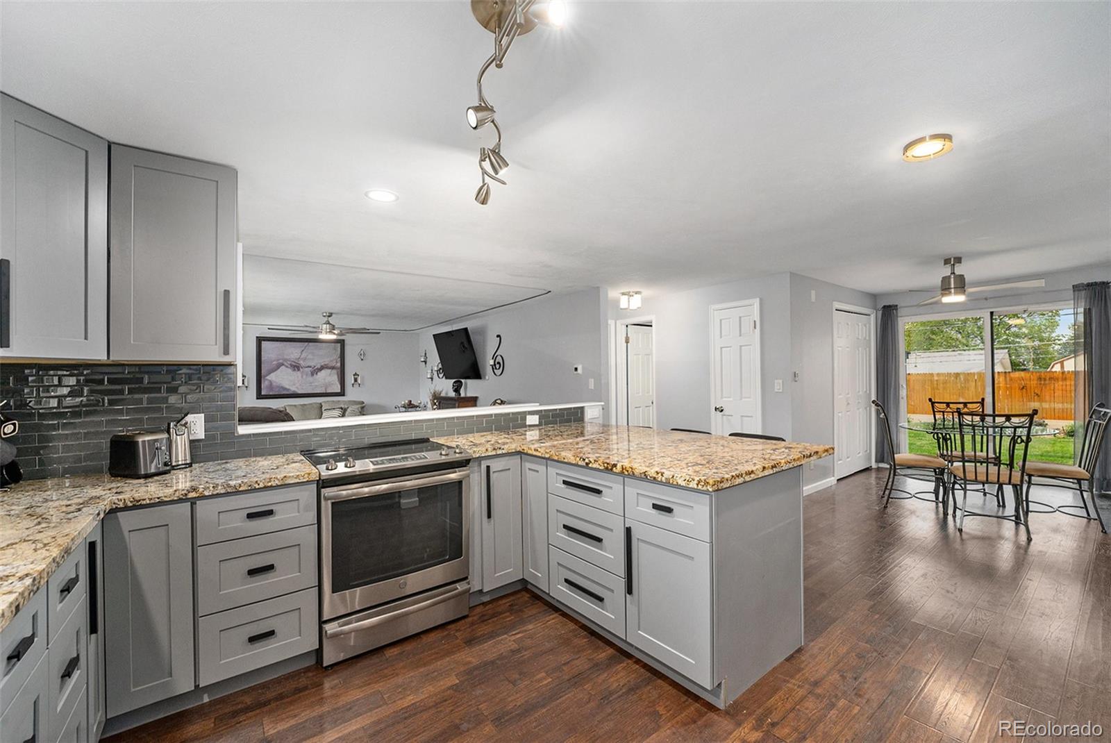 MLS Image #5 for 8871  rutgers street,westminster, Colorado