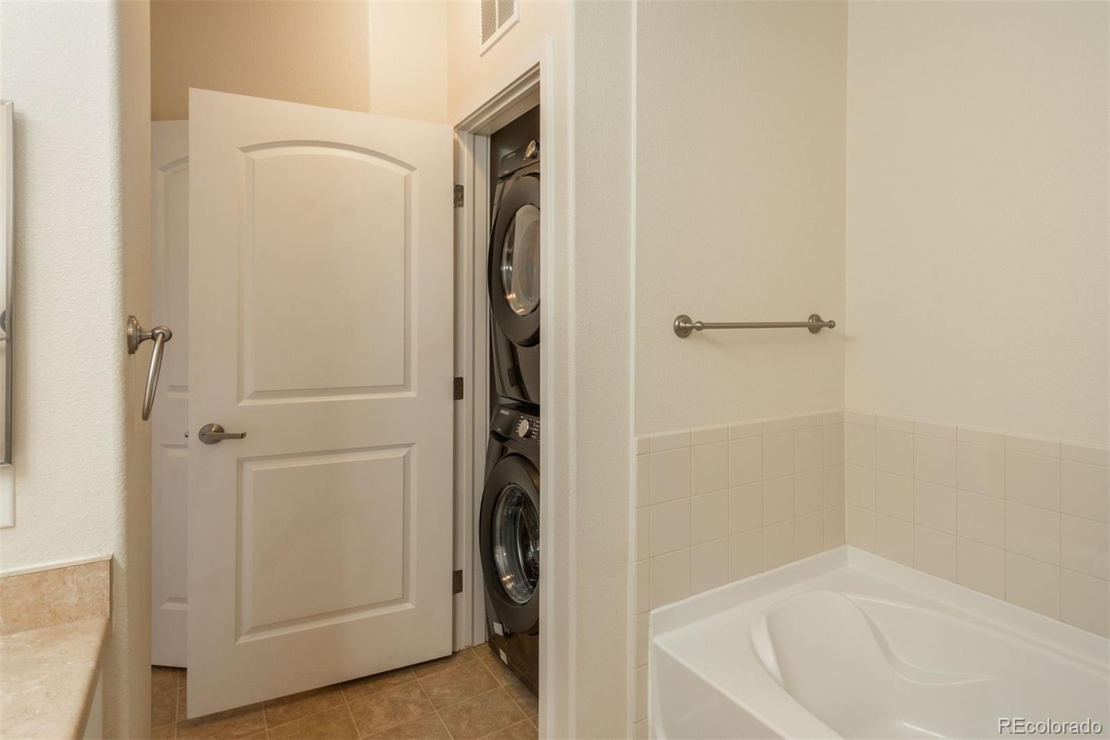 MLS Image #15 for 13456  via varra  208,broomfield, Colorado