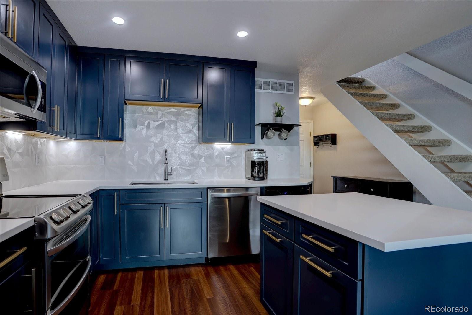 MLS Image #3 for 8354 s everett way,littleton, Colorado