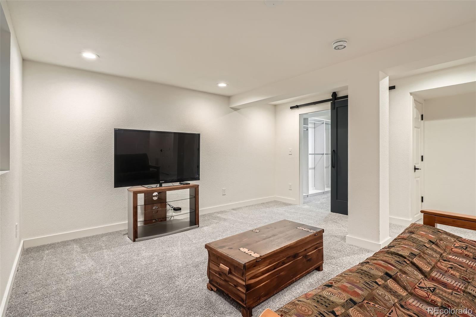 MLS Image #21 for 8064 e amherst avenue,denver, Colorado