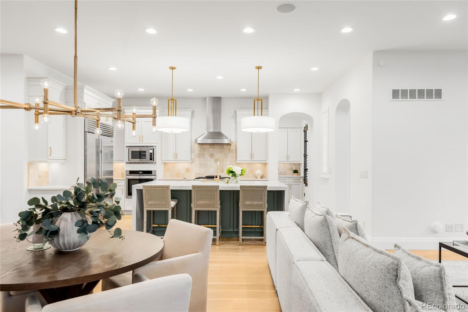 MLS Image #12 for 1164 s high street,denver, Colorado