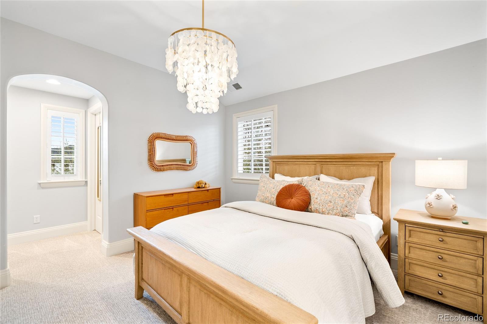 MLS Image #21 for 1164 s high street,denver, Colorado