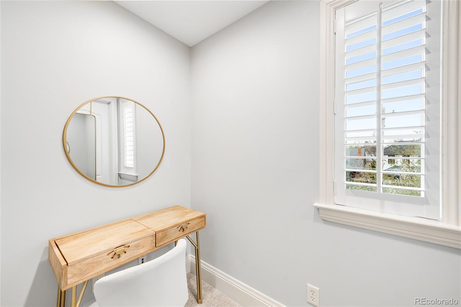 MLS Image #22 for 1164 s high street,denver, Colorado