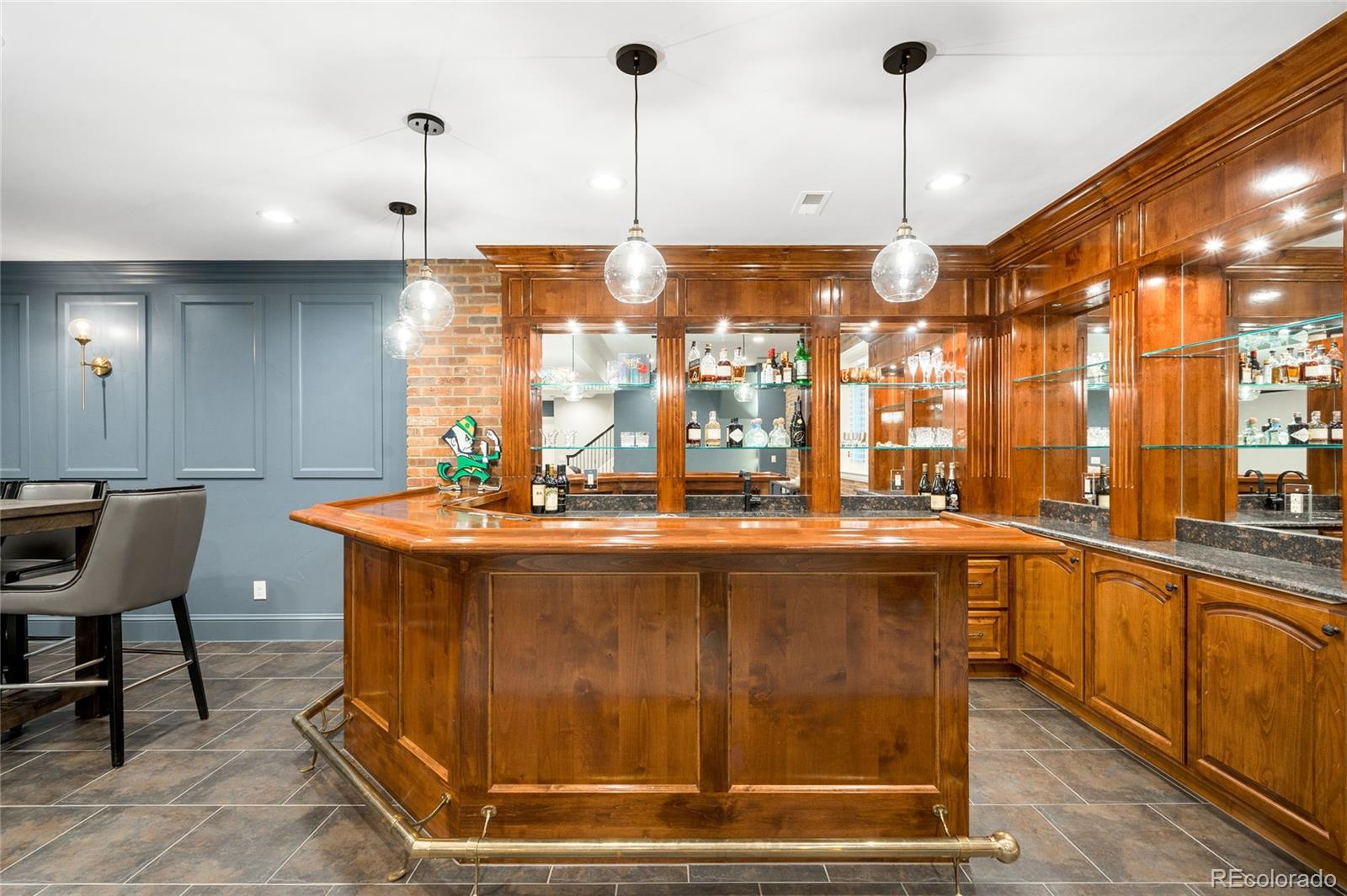 MLS Image #27 for 1164 s high street,denver, Colorado