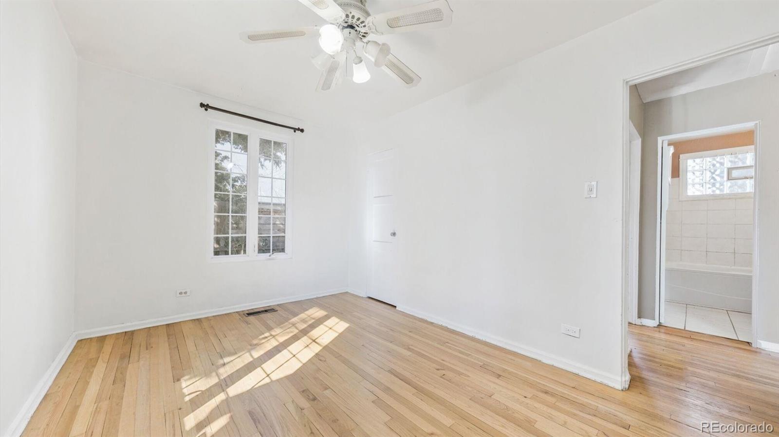 MLS Image #12 for 2572 s vine street,denver, Colorado