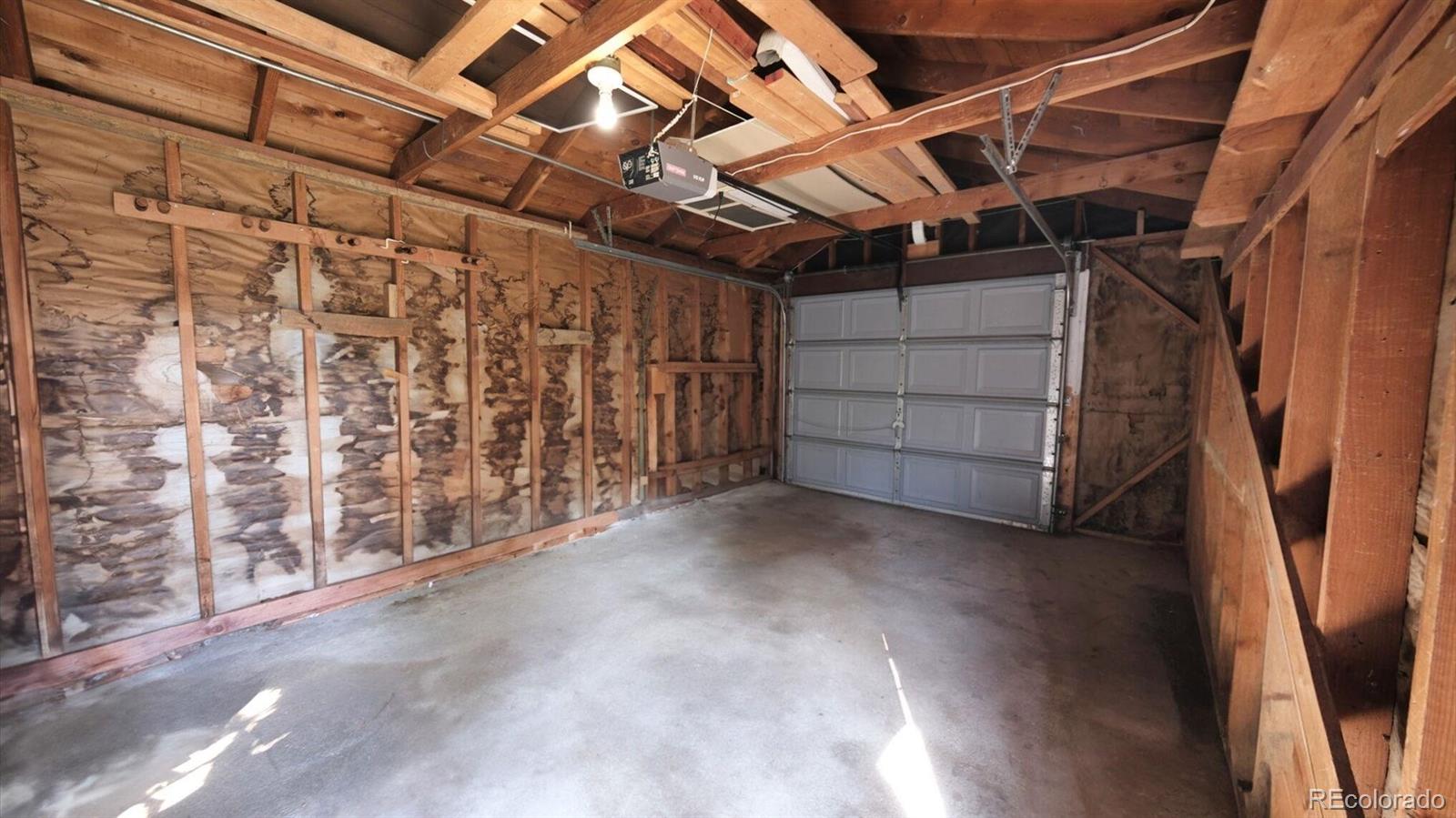 MLS Image #18 for 2572 s vine street,denver, Colorado