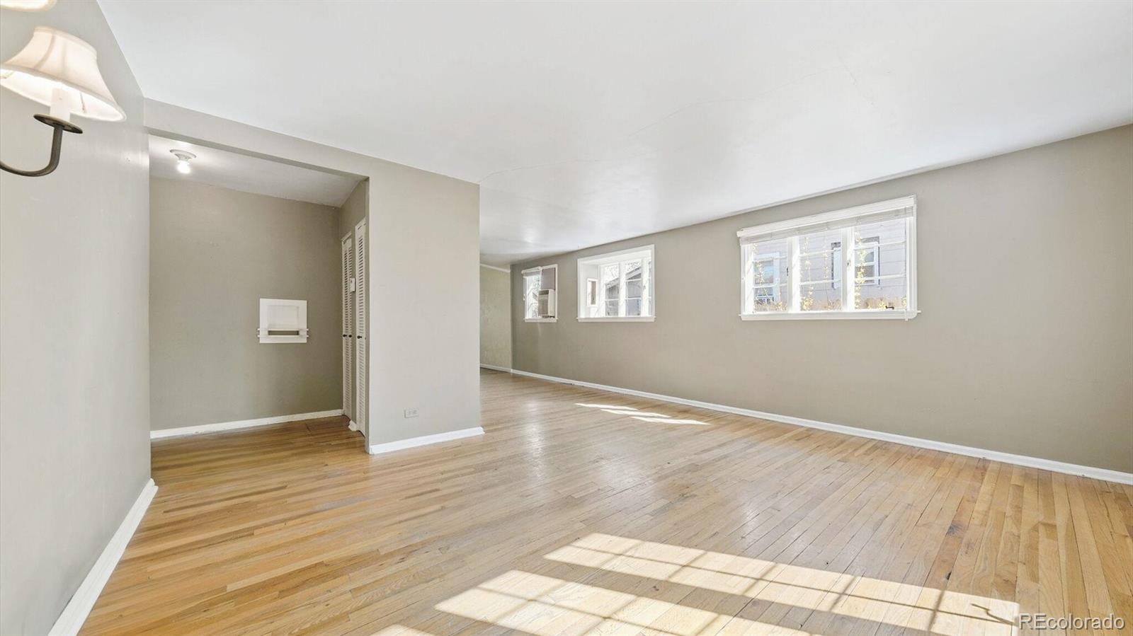 MLS Image #4 for 2572 s vine street,denver, Colorado