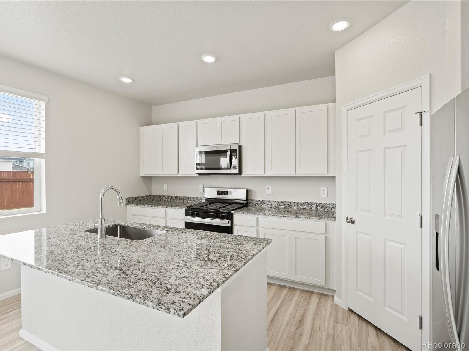 MLS Image #13 for 4647  goldflower drive,johnstown, Colorado