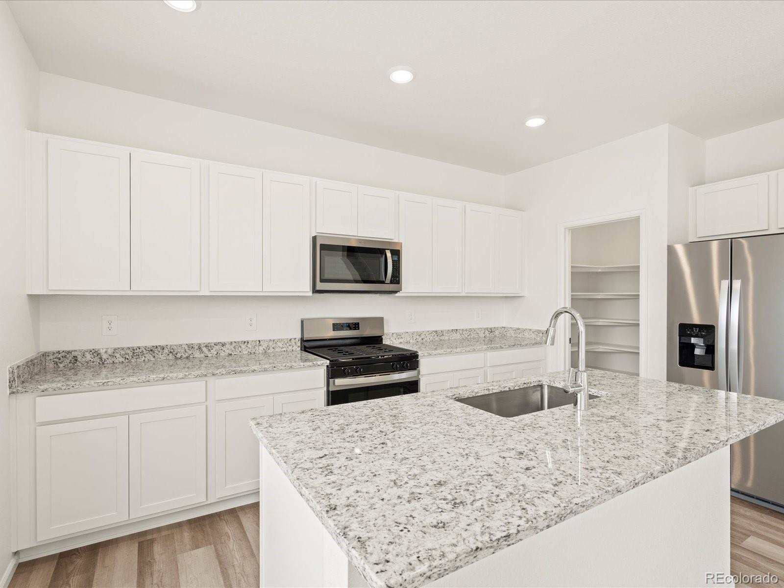 MLS Image #8 for 7320  27th street lane,greeley, Colorado
