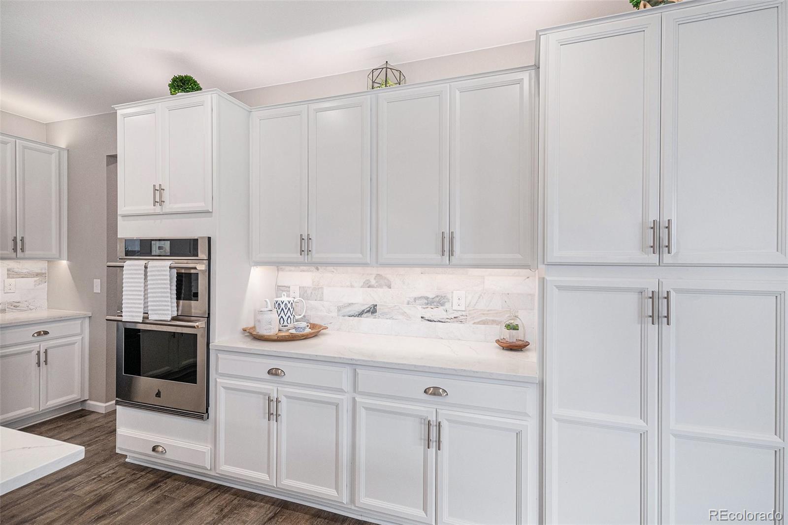 MLS Image #13 for 9342  bear river street,littleton, Colorado