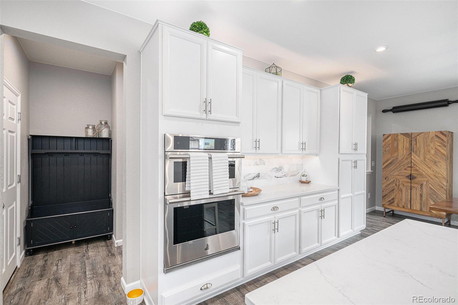 MLS Image #14 for 9342  bear river street,littleton, Colorado