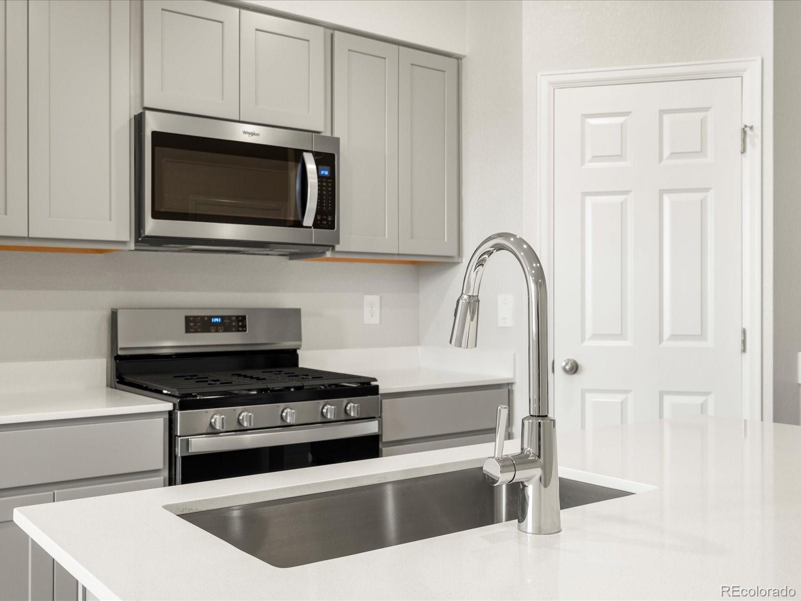 MLS Image #9 for 1622  riverplace drive,windsor, Colorado