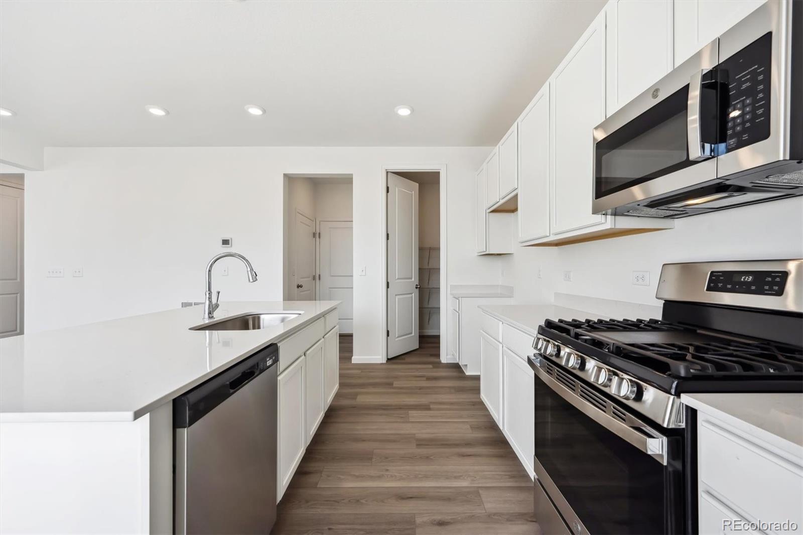 MLS Image #9 for 45934  gentry avenue,bennett, Colorado
