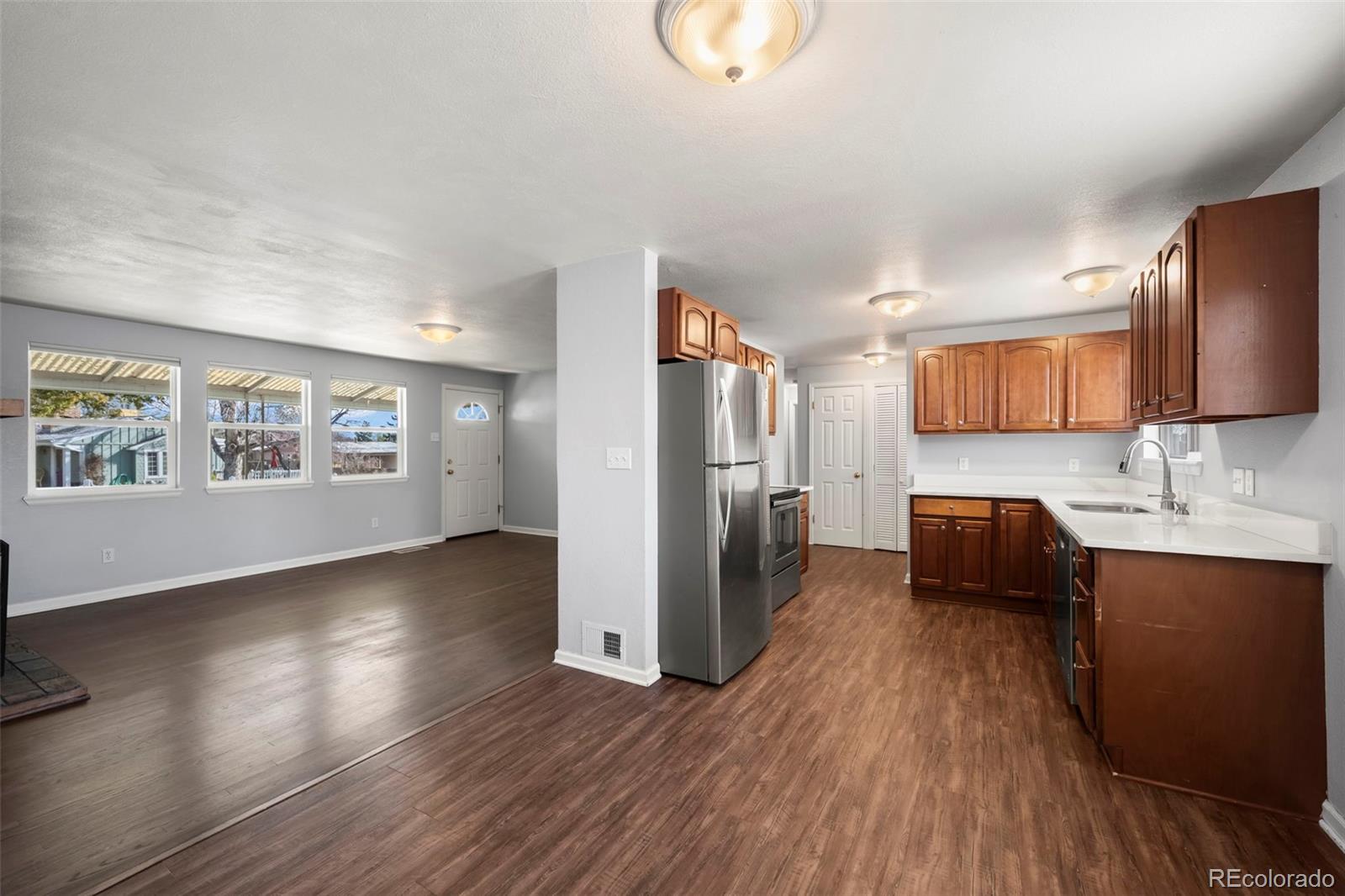 MLS Image #5 for 10280 w 8th avenue,lakewood, Colorado