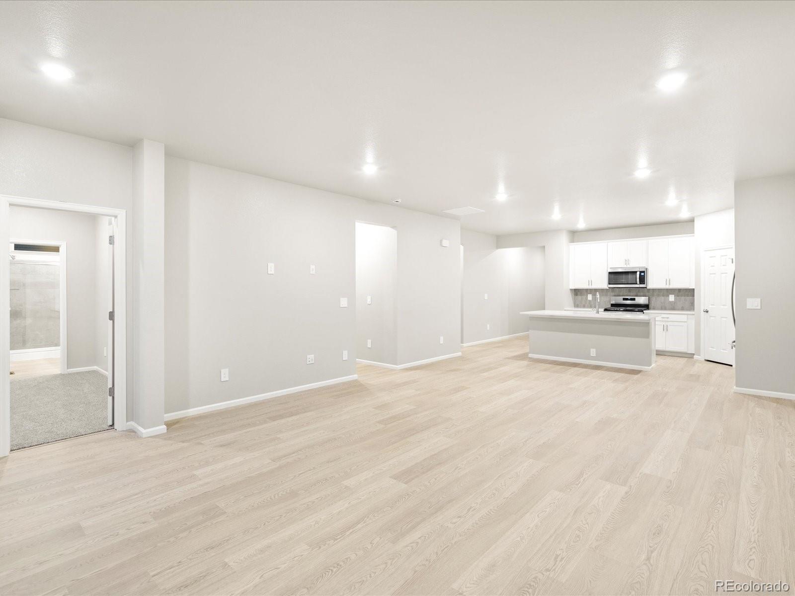 MLS Image #11 for 1662  colorado river drive,windsor, Colorado