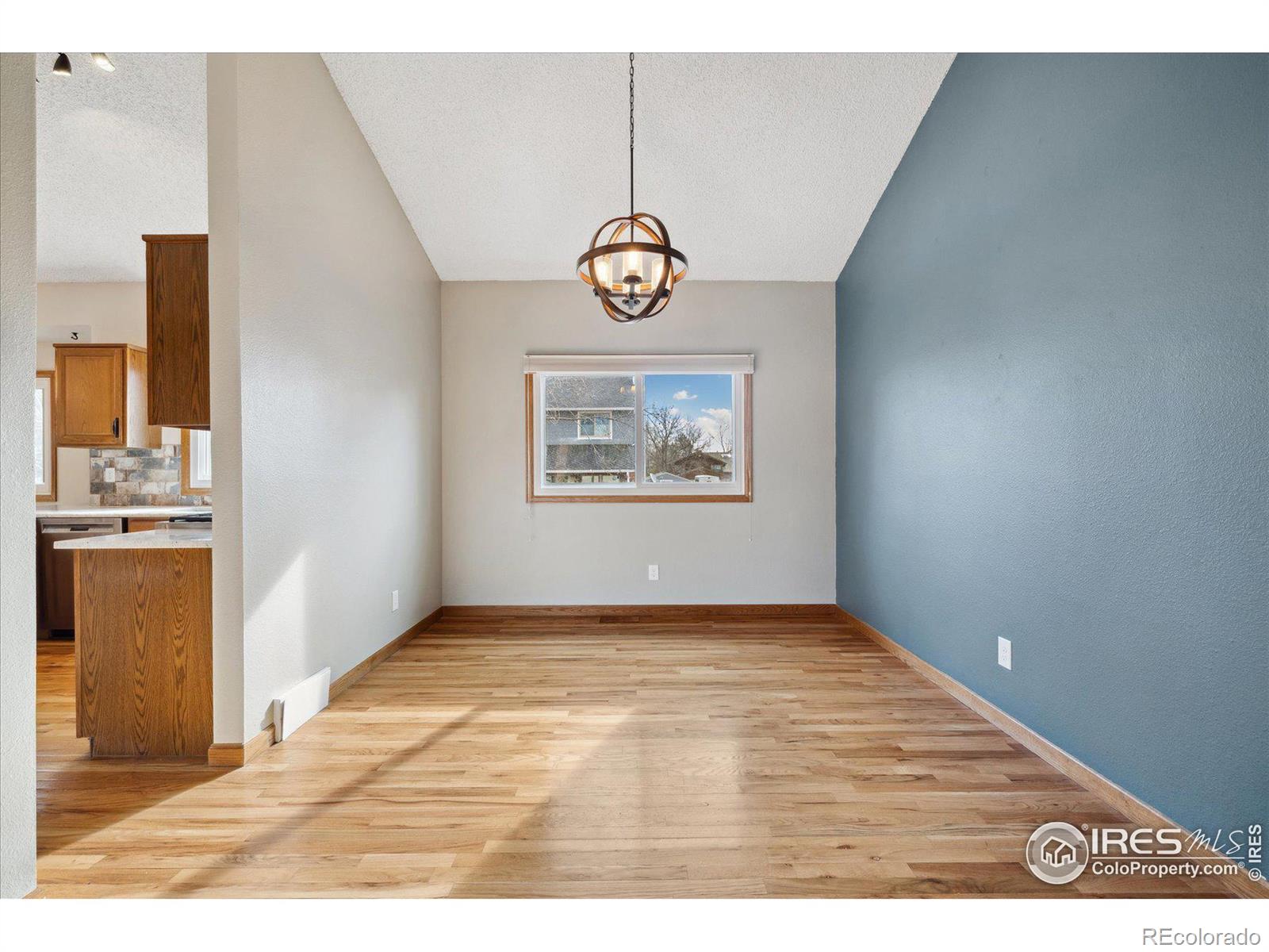MLS Image #5 for 1214  twin peaks circle,longmont, Colorado