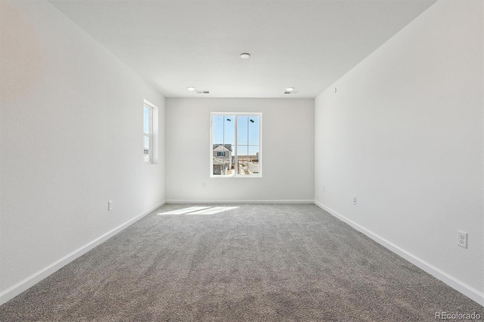 MLS Image #11 for 9151  telluride court,commerce city, Colorado