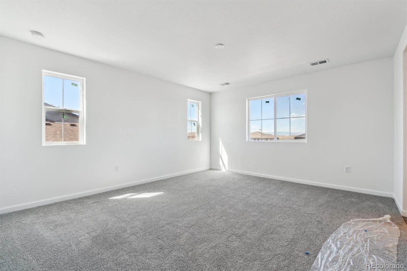 MLS Image #13 for 9151  telluride court,commerce city, Colorado