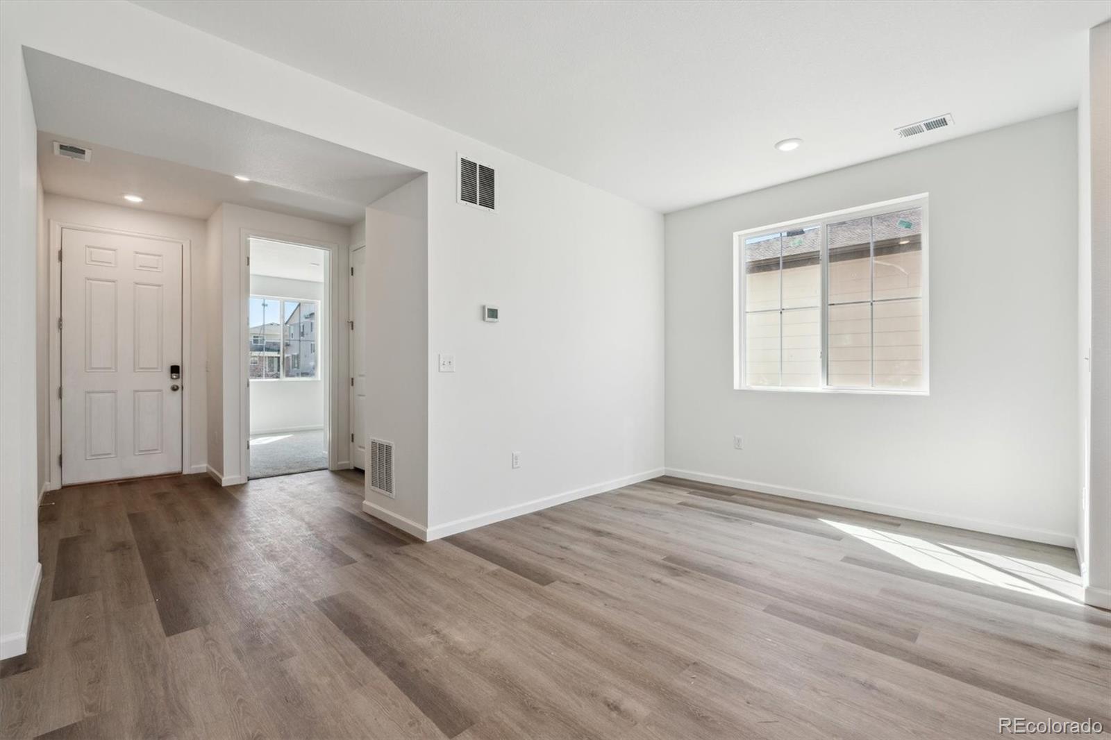 MLS Image #4 for 9151  telluride court,commerce city, Colorado