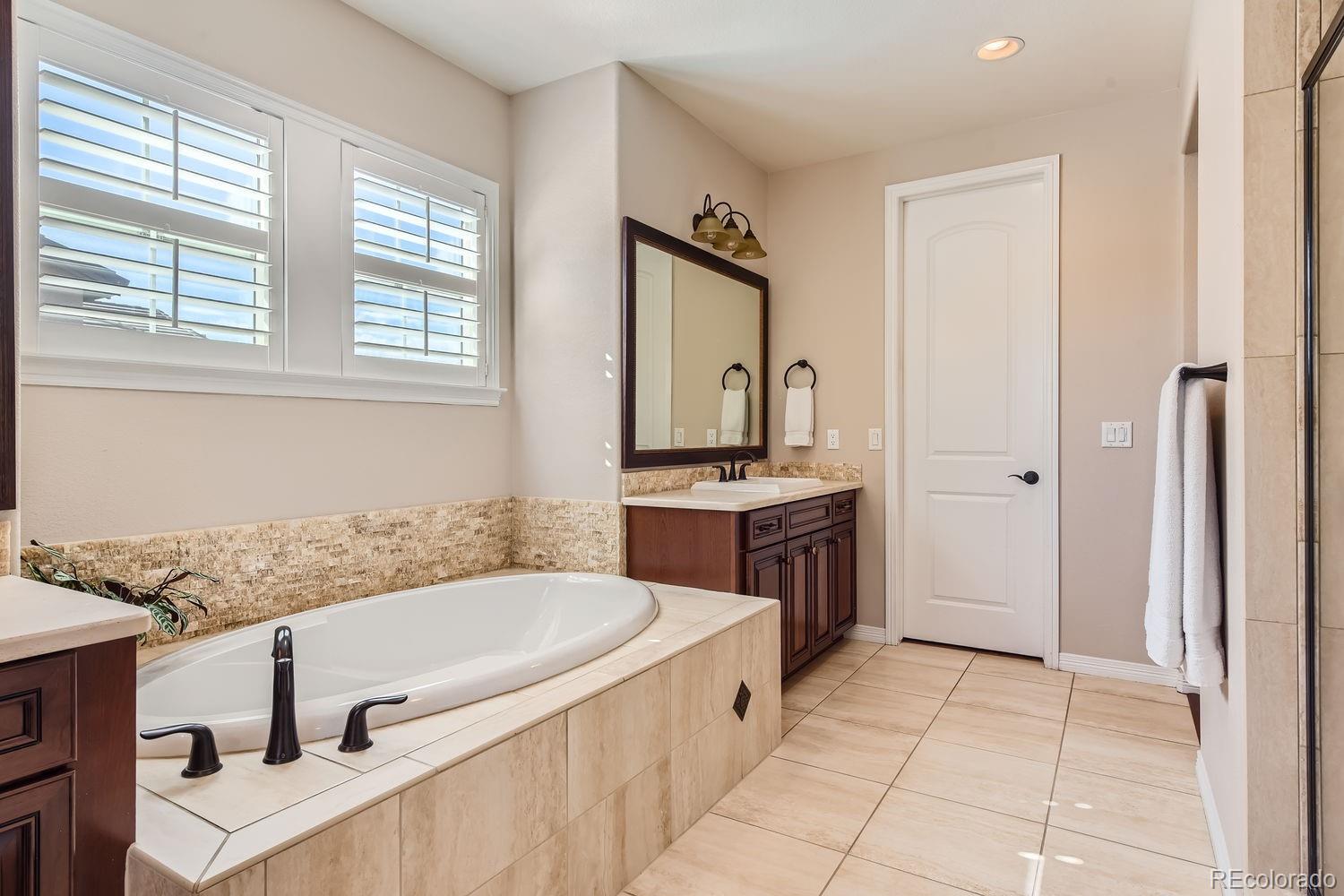 MLS Image #16 for 10631  autumnsong court,highlands ranch, Colorado