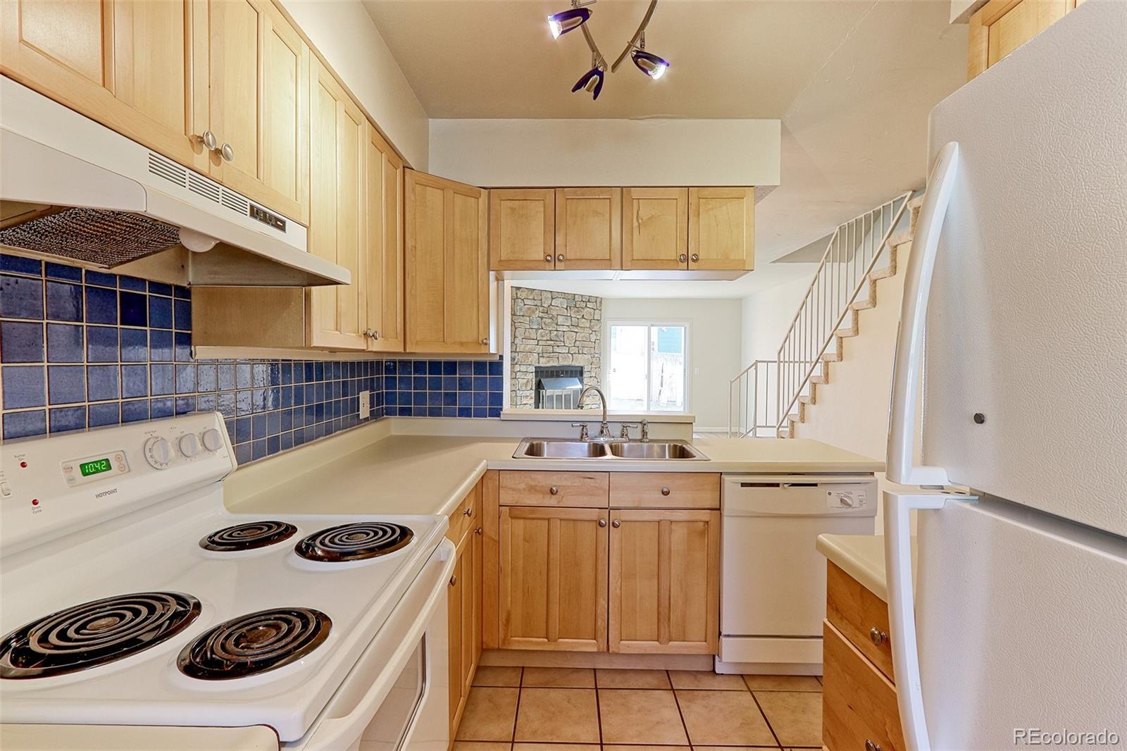 MLS Image #5 for 6776 s holland way,littleton, Colorado