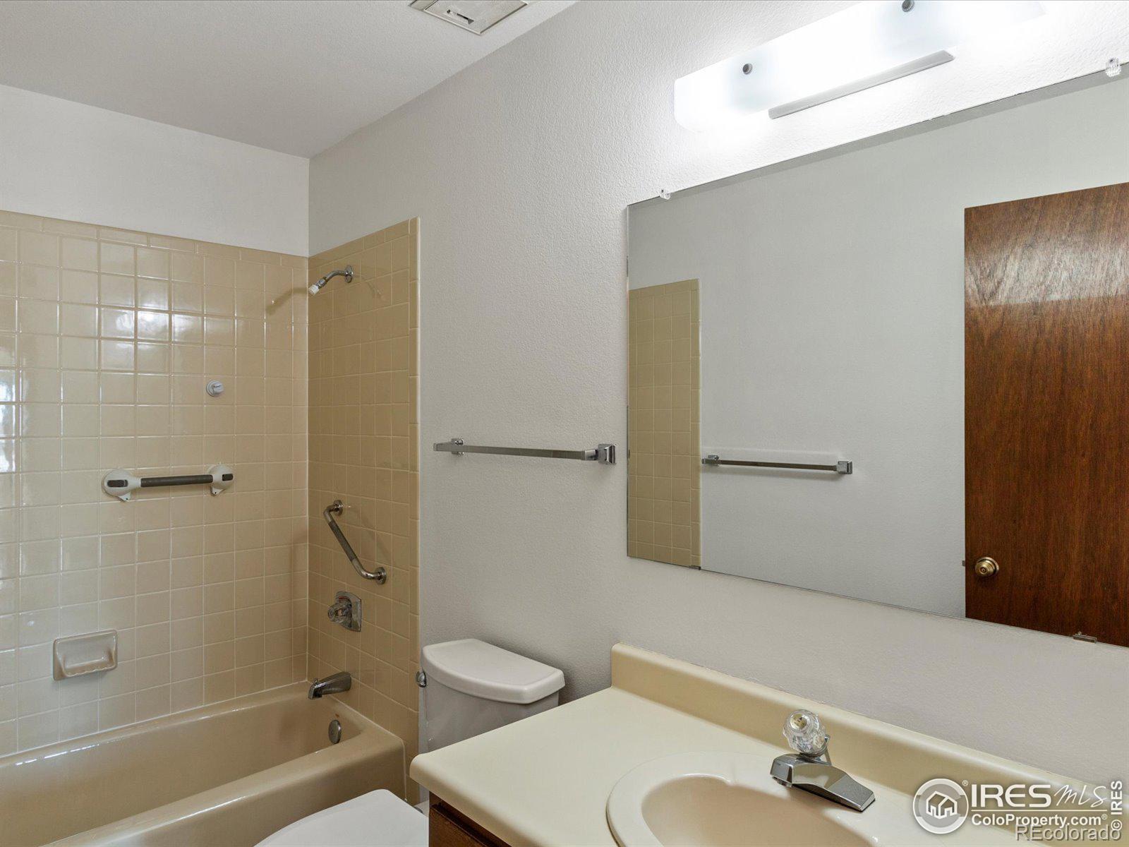 MLS Image #12 for 12565  sheridan boulevard,broomfield, Colorado