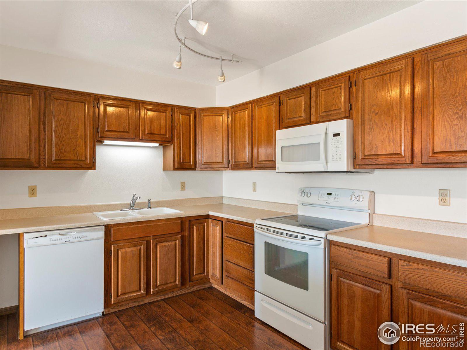 MLS Image #4 for 12565  sheridan boulevard,broomfield, Colorado