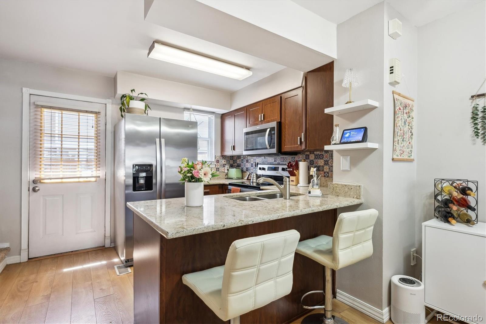 MLS Image #7 for 1811 s quebec way,denver, Colorado