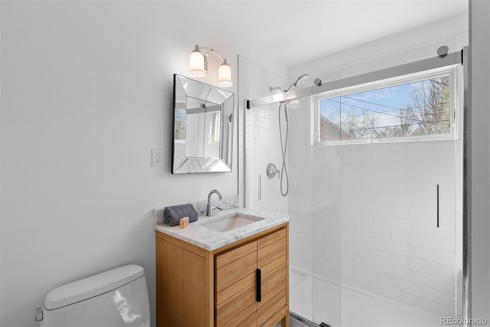 MLS Image #17 for 1325 s grape street,denver, Colorado