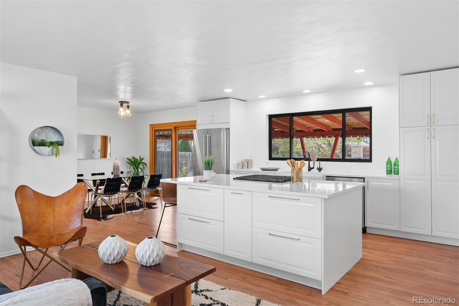 MLS Image #3 for 1325 s grape street,denver, Colorado