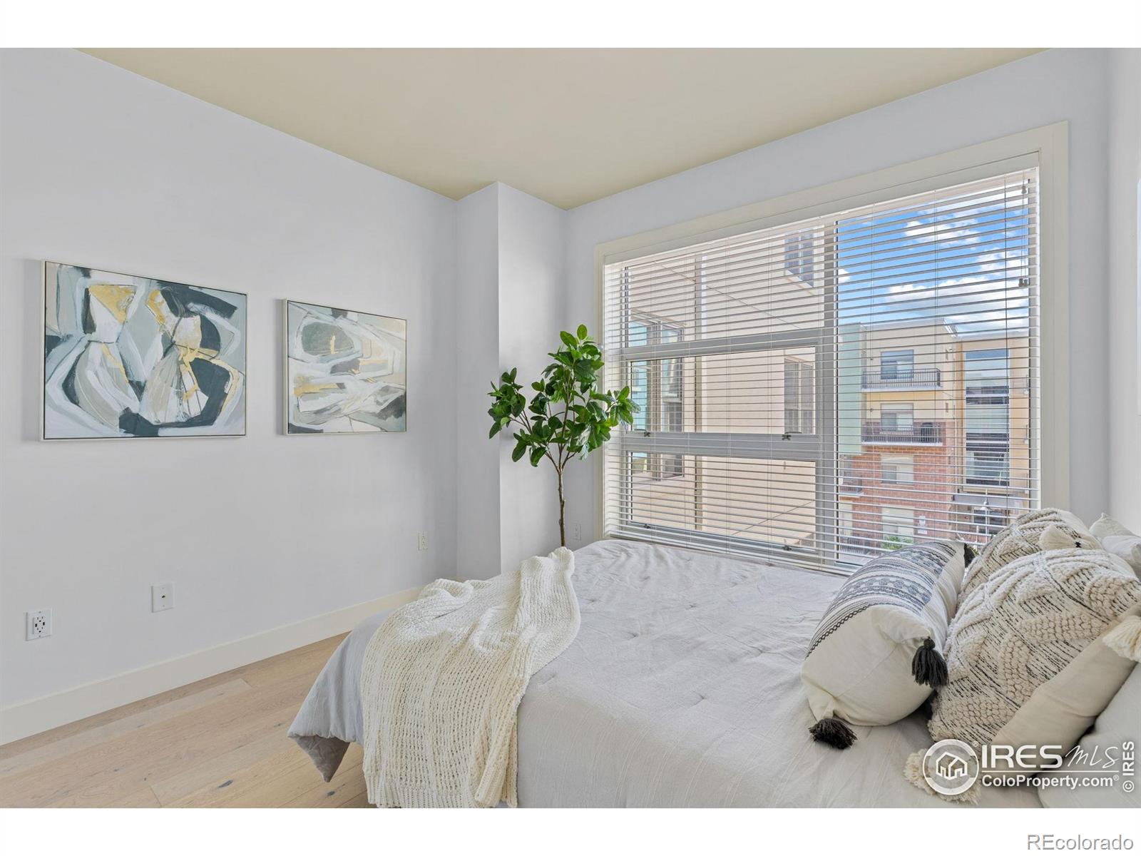 MLS Image #16 for 3401  arapahoe avenue,boulder, Colorado