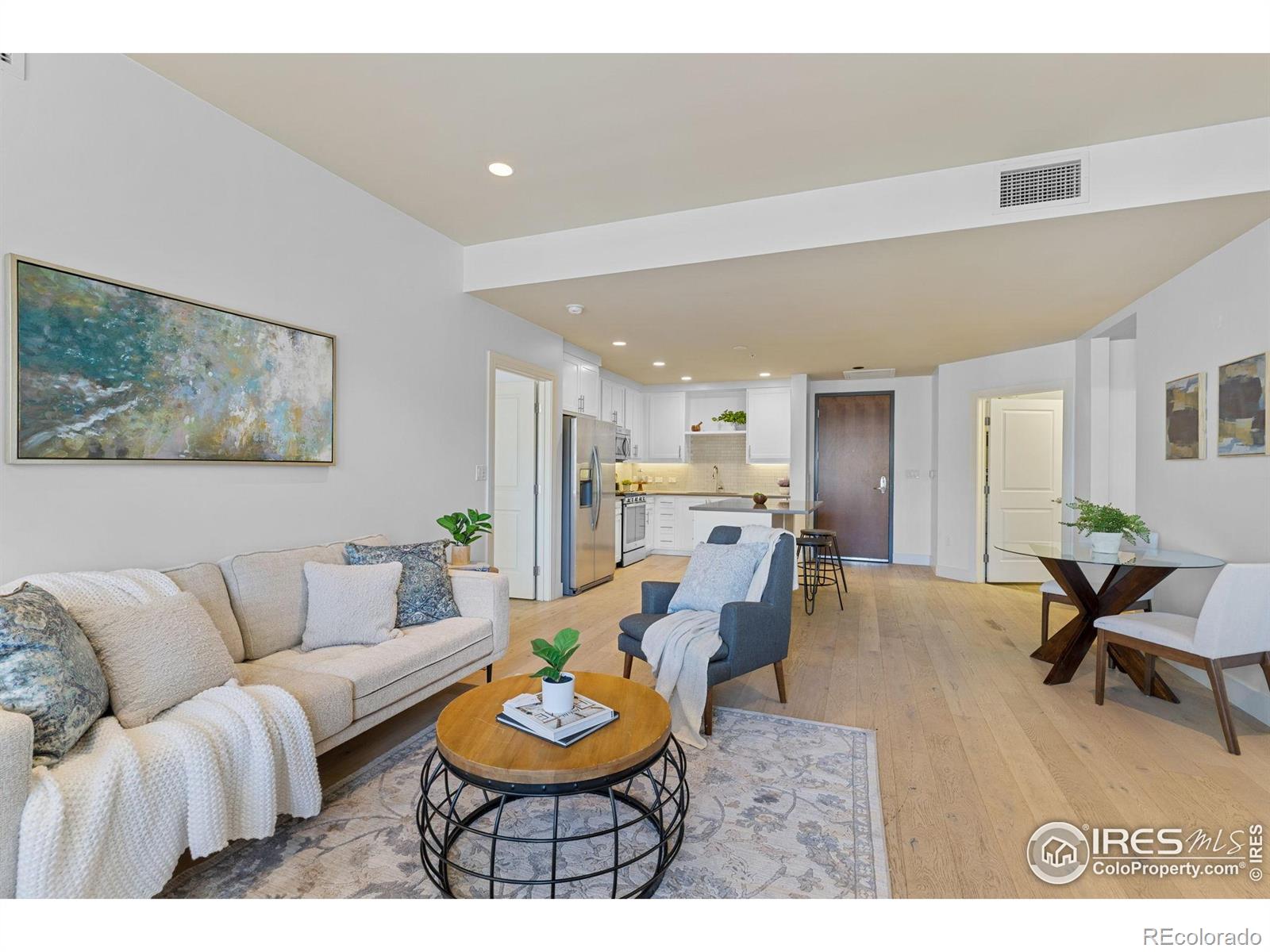 MLS Image #9 for 3401  arapahoe avenue,boulder, Colorado