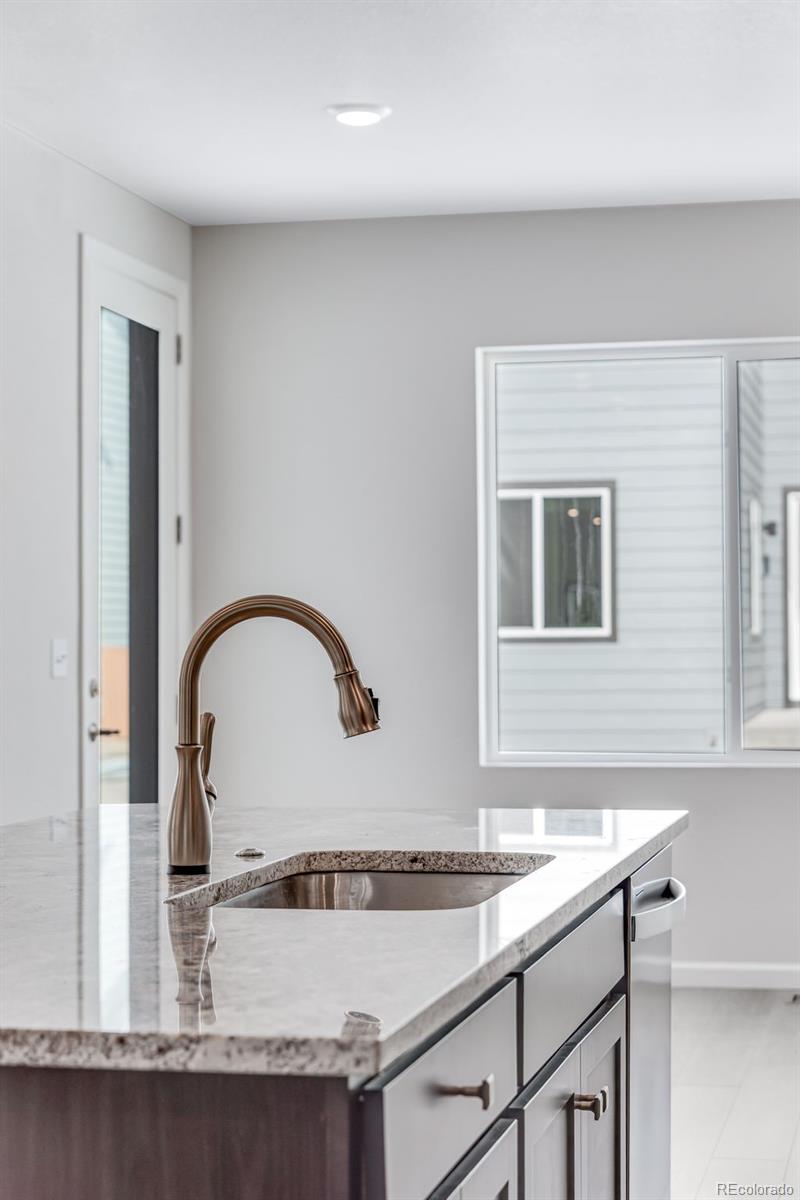 MLS Image #11 for 13531 e 99th place,commerce city, Colorado