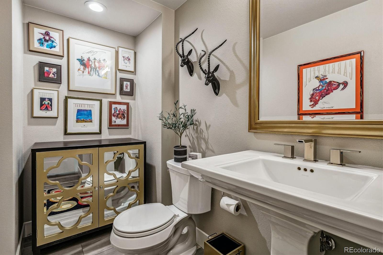 MLS Image #17 for 7597 s rosemary circle,centennial, Colorado