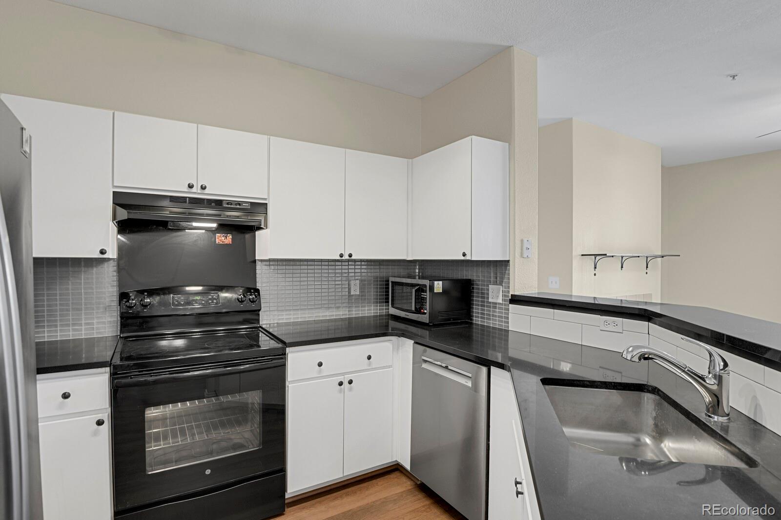 MLS Image #2 for 1651 w canal circle 624,littleton, Colorado