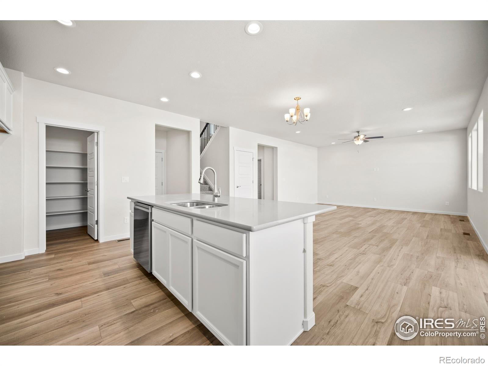 MLS Image #14 for 871  forest canyon road,severance, Colorado