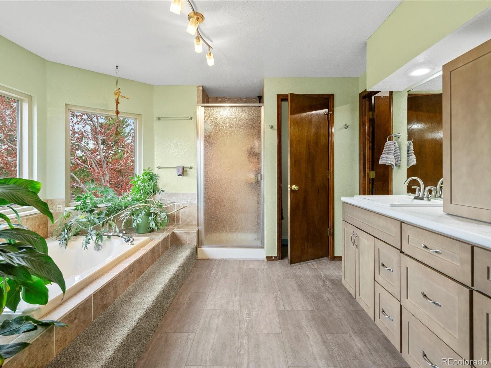 MLS Image #22 for 6266 s urban street,littleton, Colorado