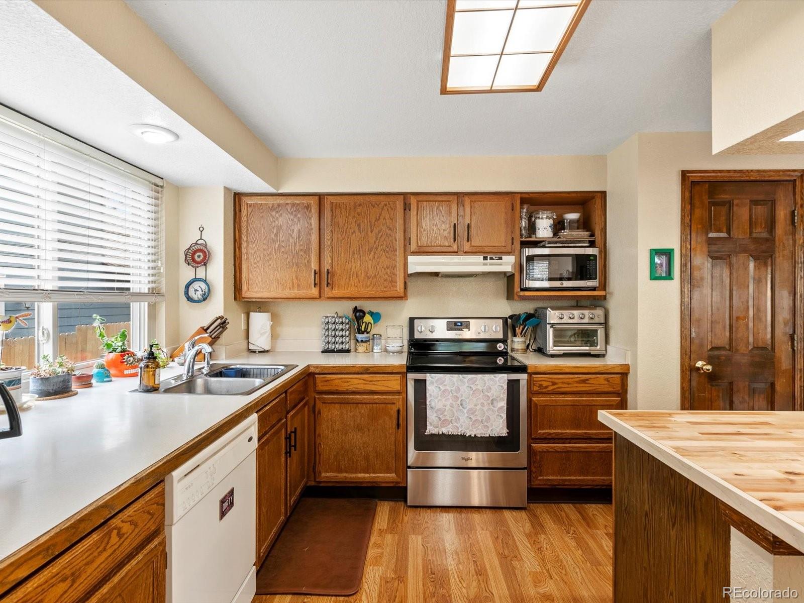 MLS Image #8 for 6266 s urban street,littleton, Colorado