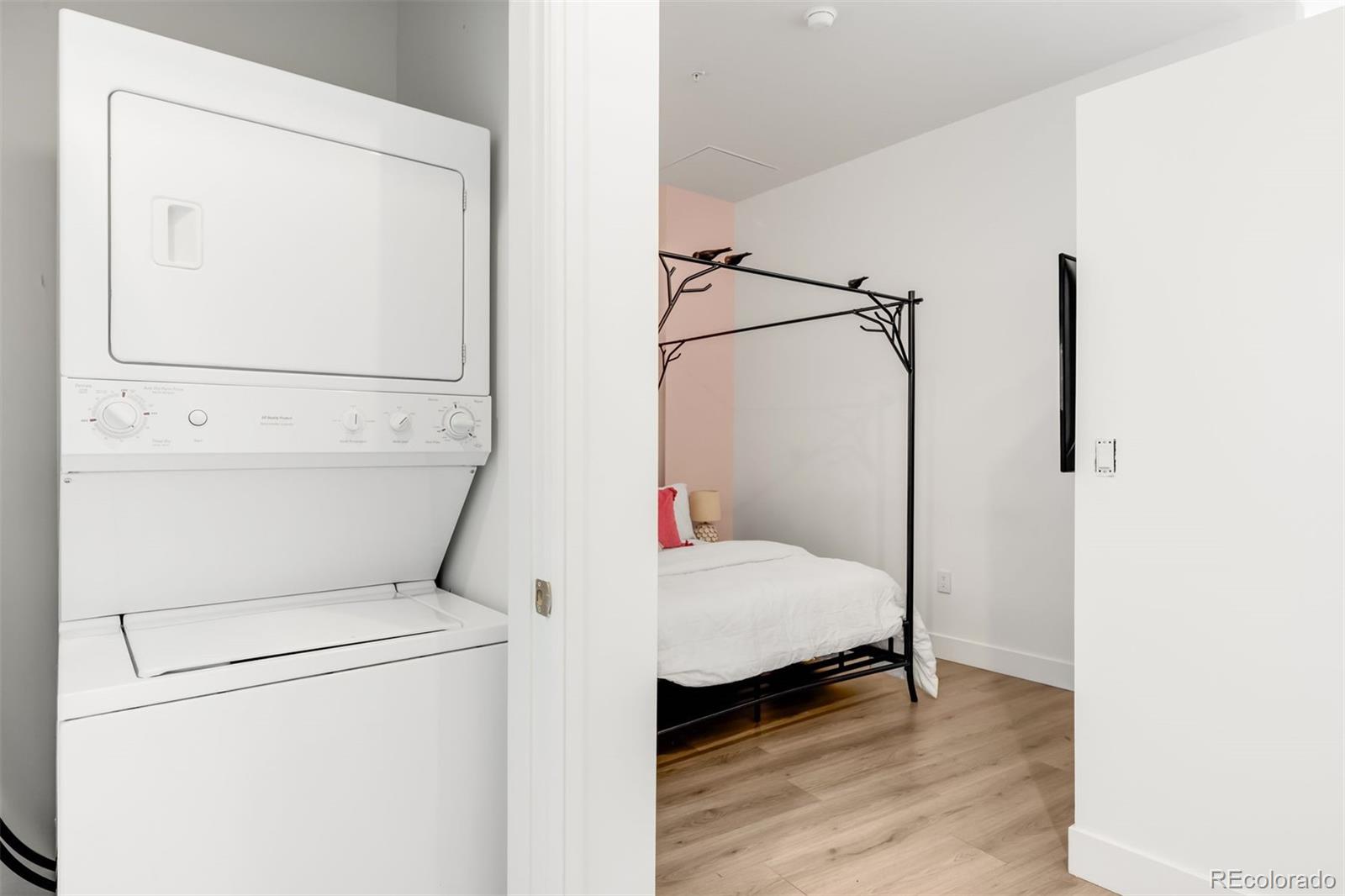 MLS Image #9 for 2958  syracuse street 412,denver, Colorado