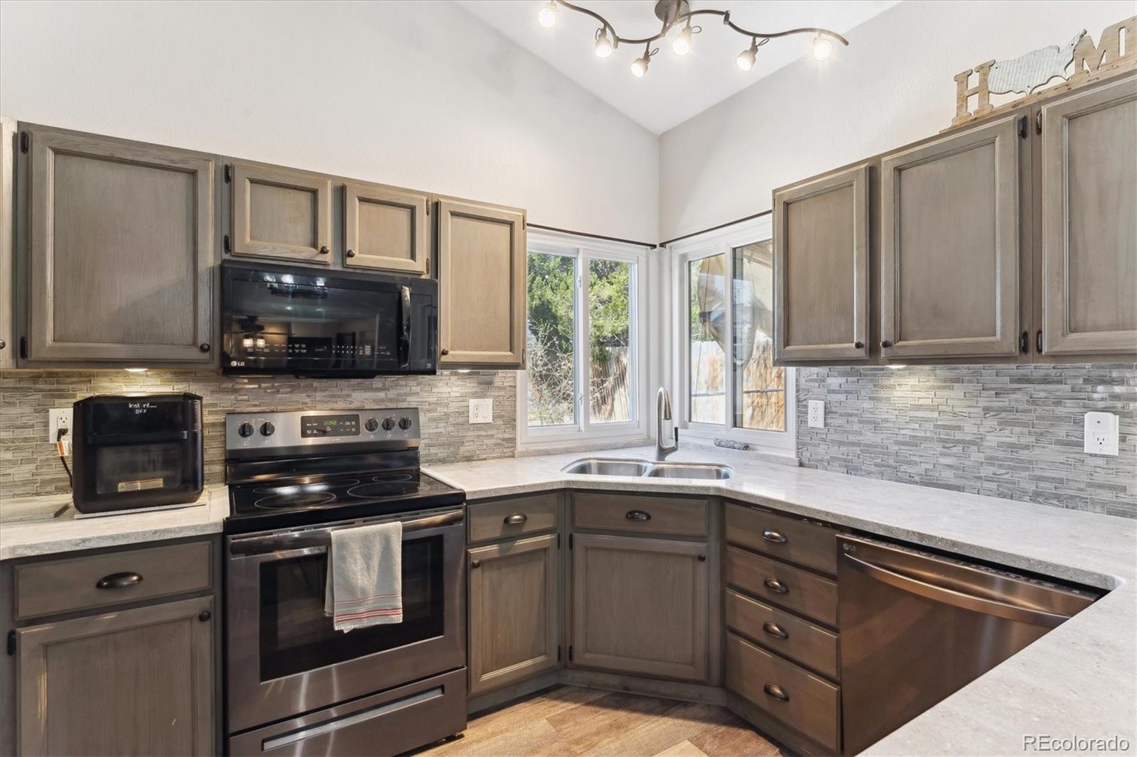 MLS Image #7 for 13199  ash street,thornton, Colorado