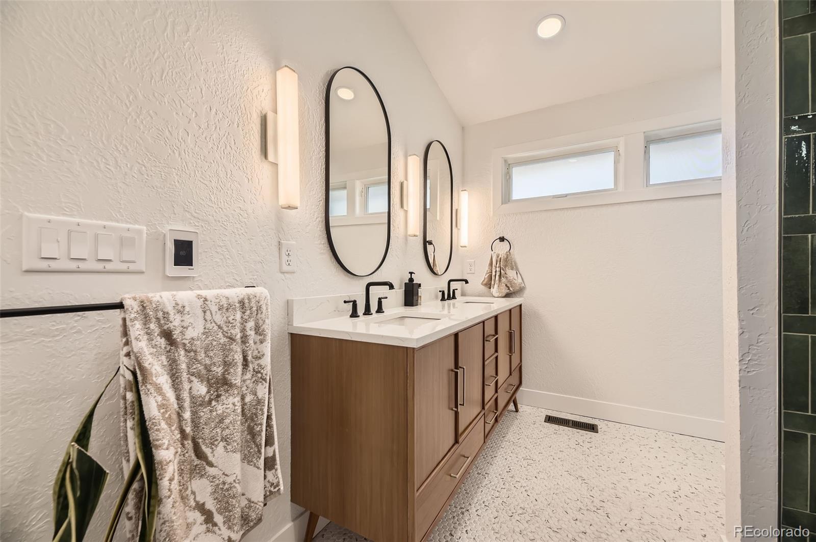 MLS Image #13 for 3383 s ogden street,englewood, Colorado