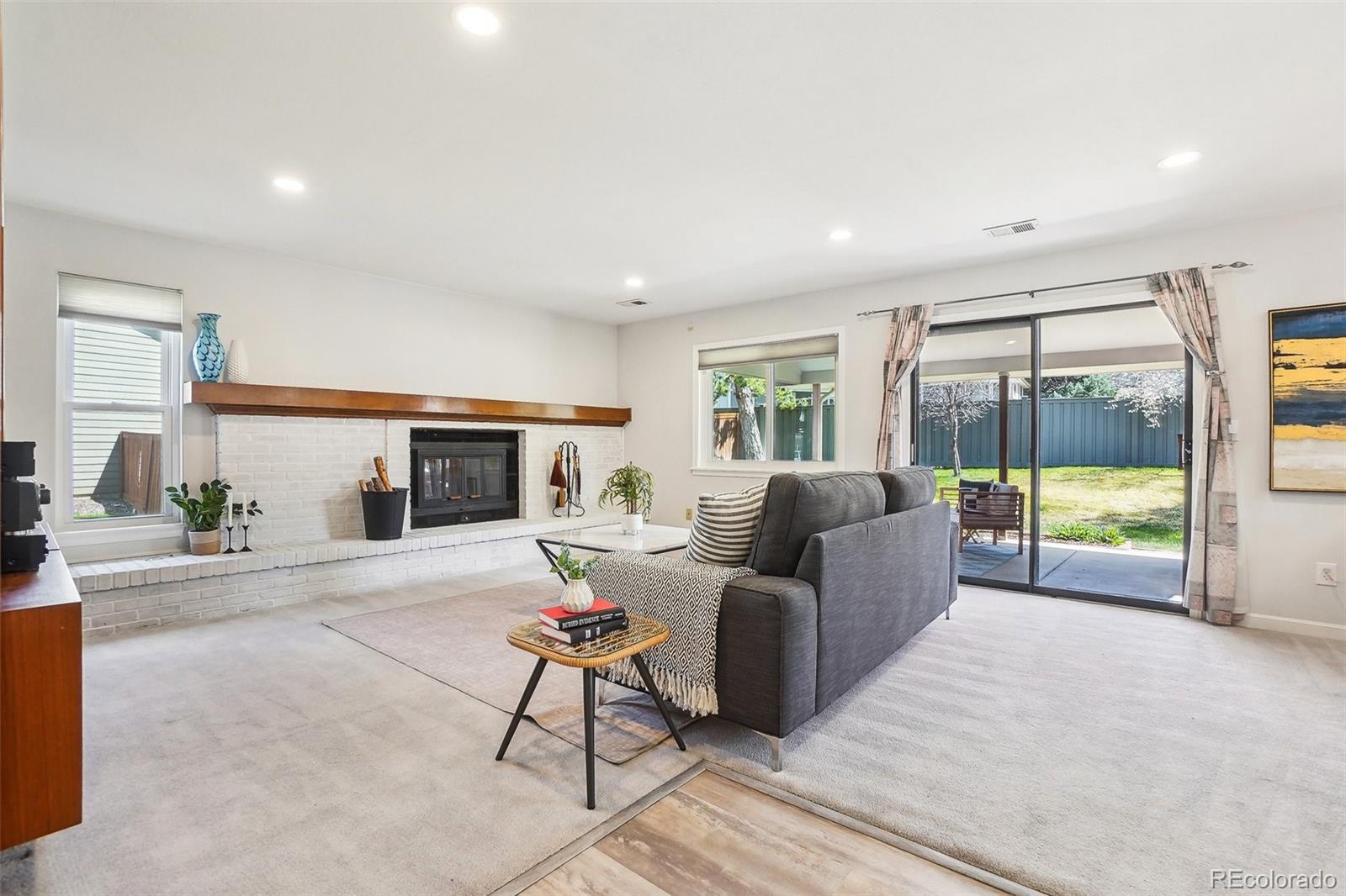MLS Image #9 for 7407 e long circle,centennial, Colorado