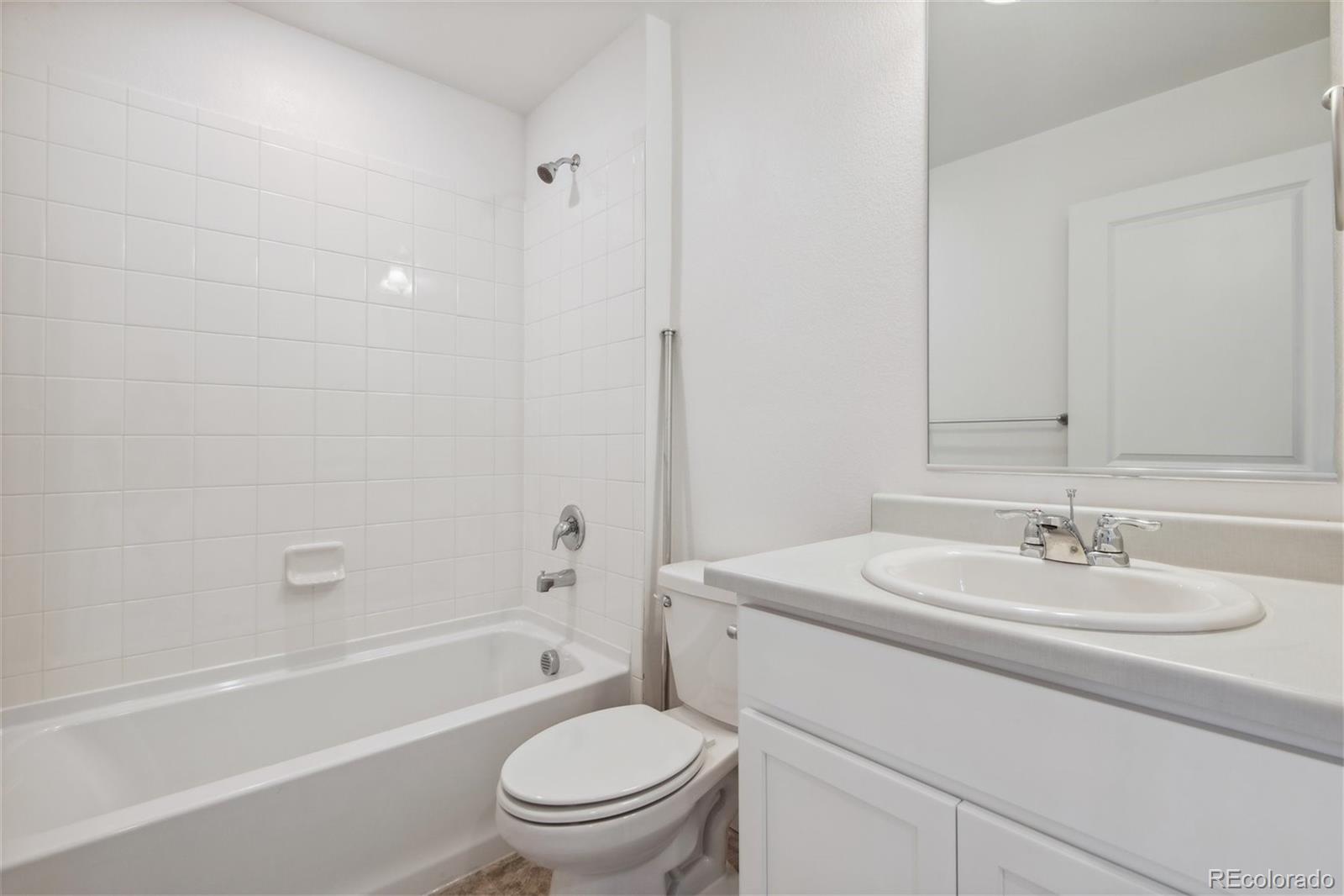 MLS Image #16 for 681 n tempe street,aurora, Colorado