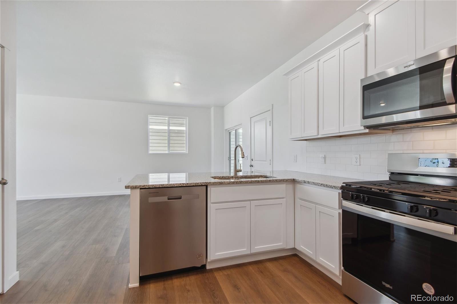 MLS Image #7 for 681 n tempe street,aurora, Colorado
