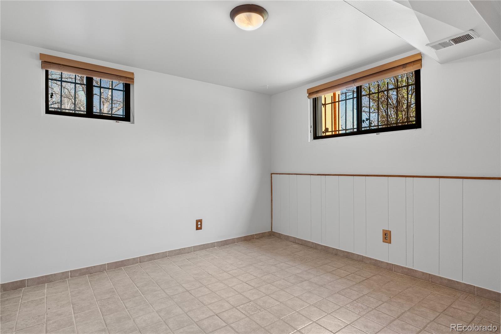 MLS Image #19 for 6783 e vassar avenue,denver, Colorado