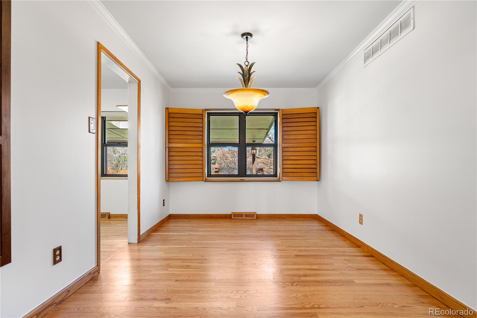 MLS Image #4 for 6783 e vassar avenue,denver, Colorado