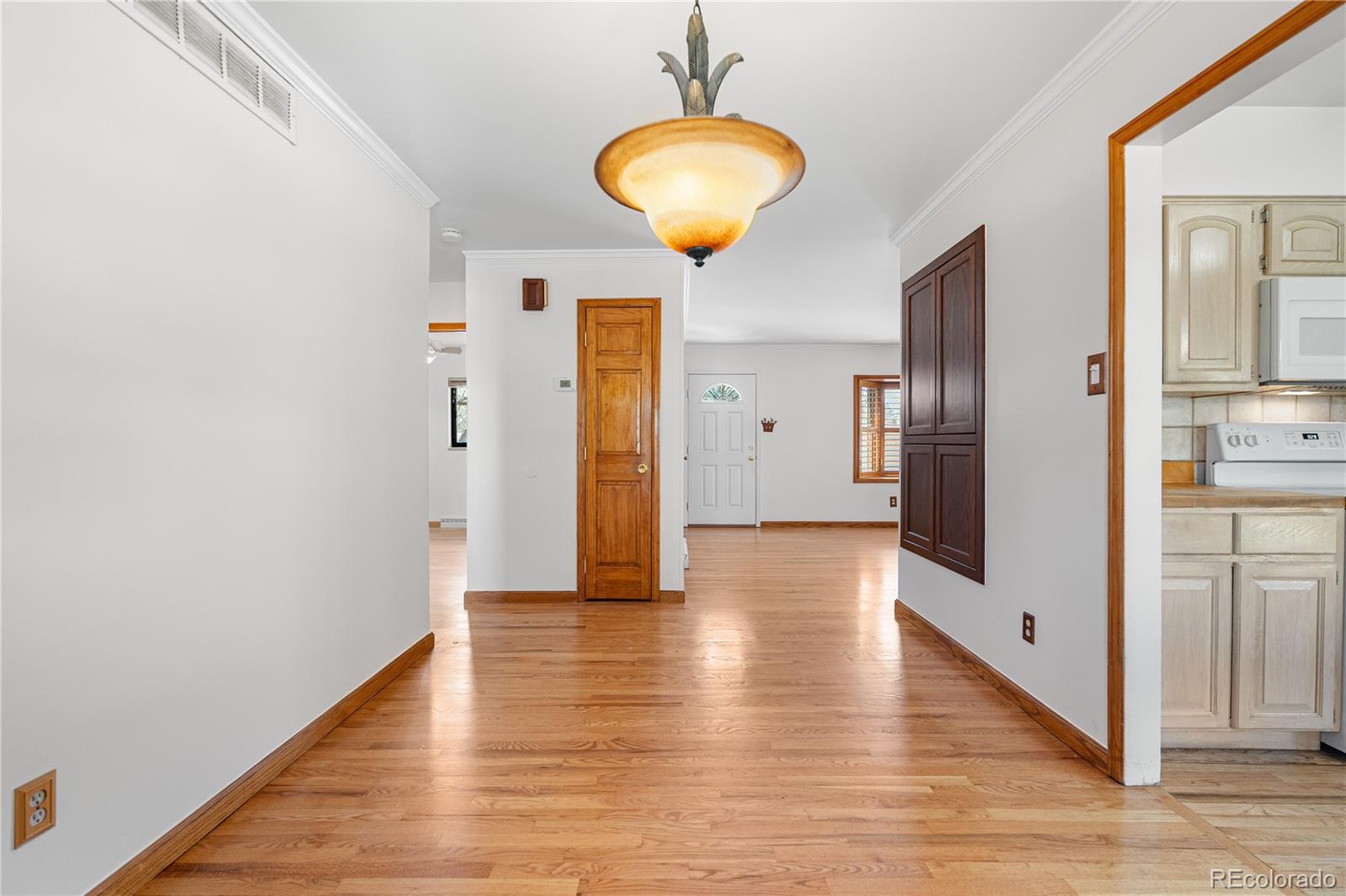 MLS Image #8 for 6783 e vassar avenue,denver, Colorado