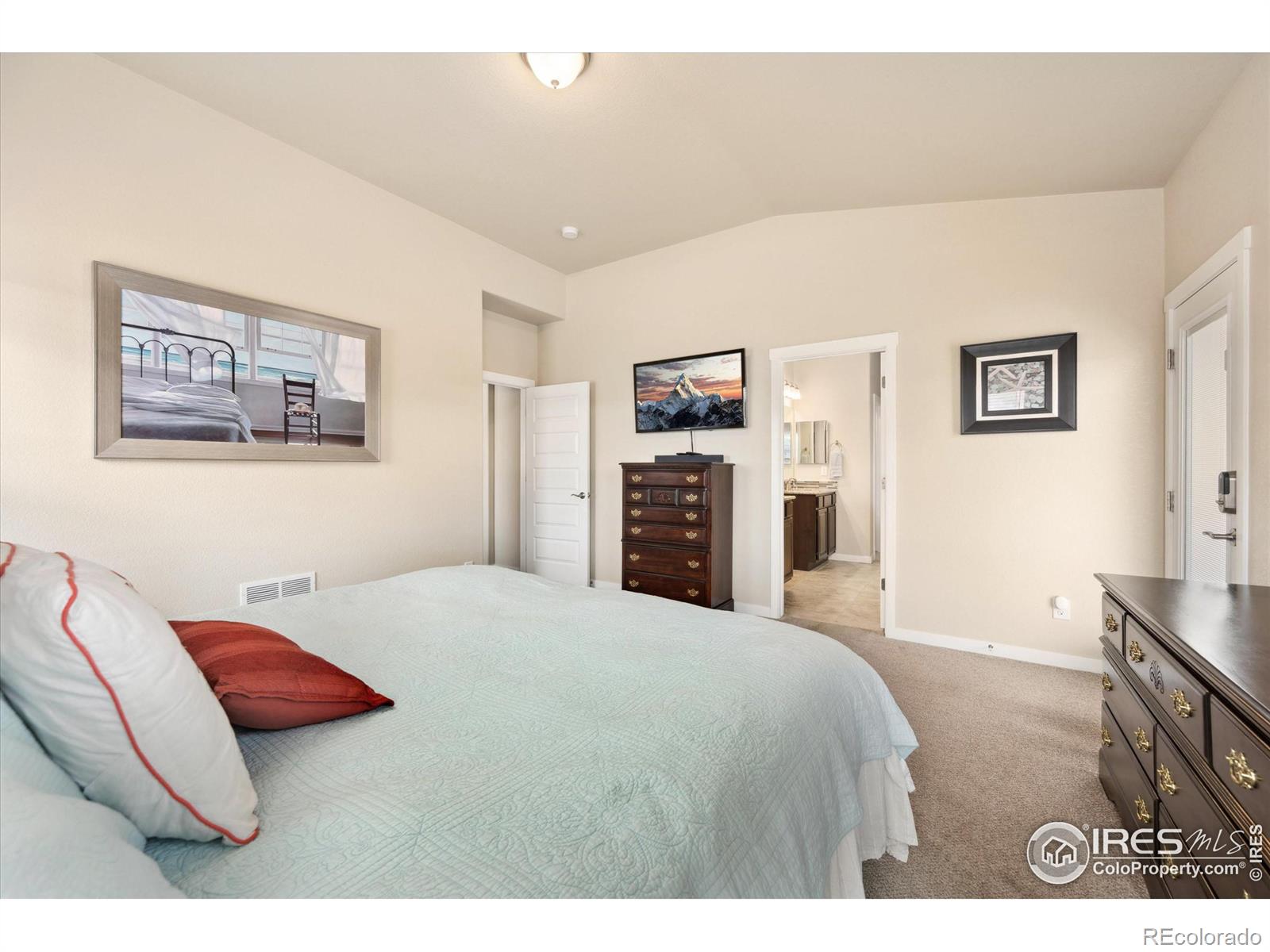 MLS Image #17 for 2117  cadman street,berthoud, Colorado