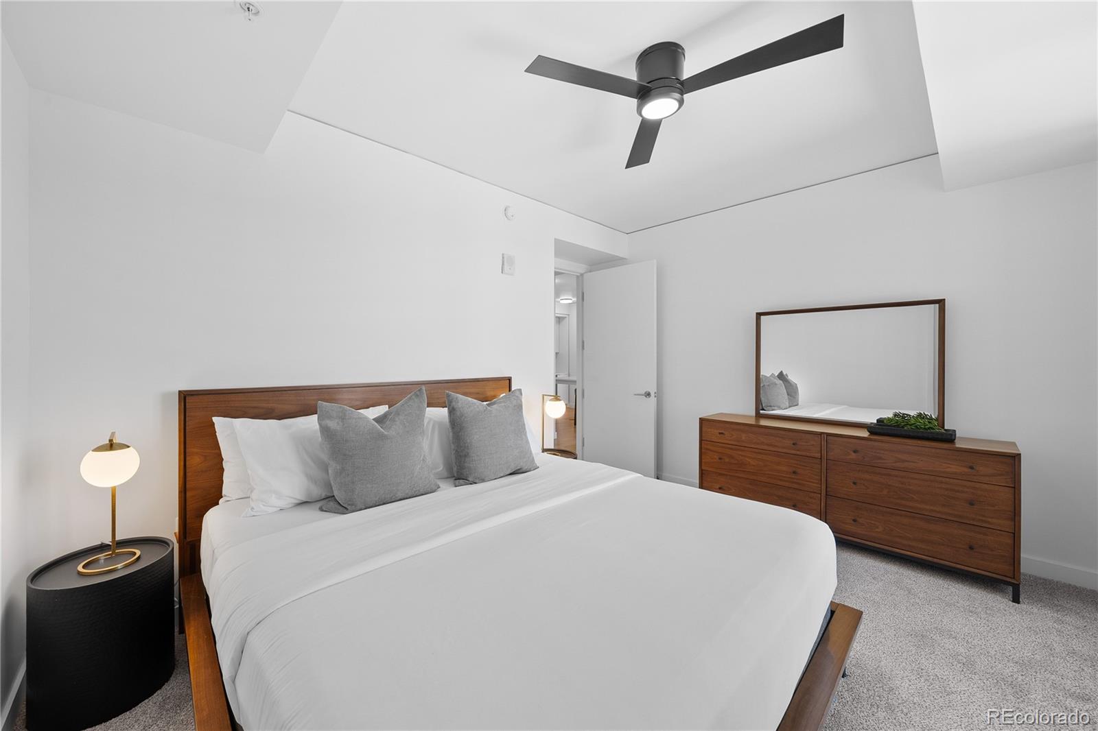 MLS Image #14 for 1750  wewatta street,denver, Colorado